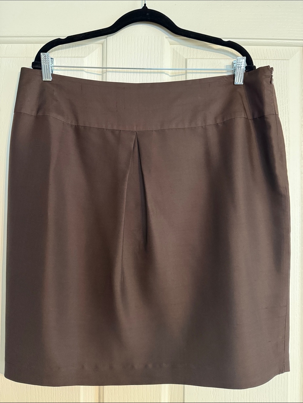 Isaac Mizrahi 100% Silk Chocolate Brown Pencil Skirt
